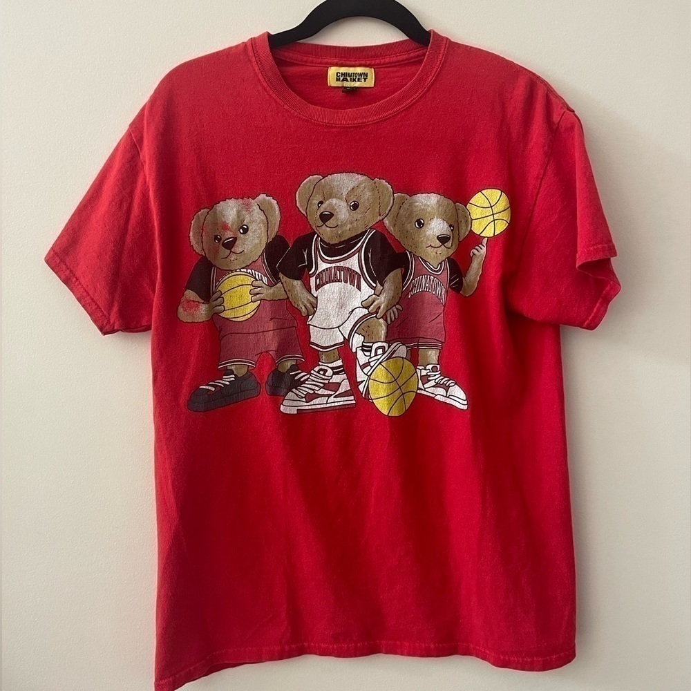 CHINATOWN MARKET Vintage Teddy Bear Basketball Tee Shirt Size Medium